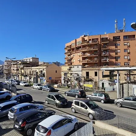 Appartamento Vista Stazione Palerme Extérieur photo